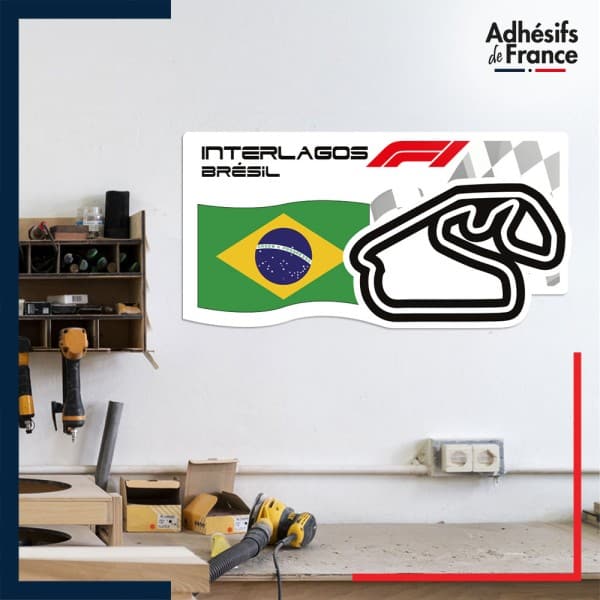 Adhésif grand format Formule 1 - Circuit F1 d'Interlagos avec drapeau du Brésil
